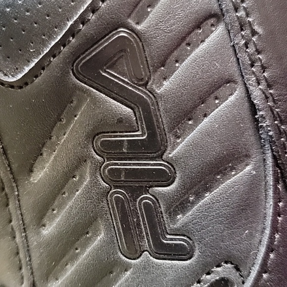 FILA Workshift Slip Resistant Athletic Memory Foam 5HGW3004-001 Black size 10W - Picture 8 of 10